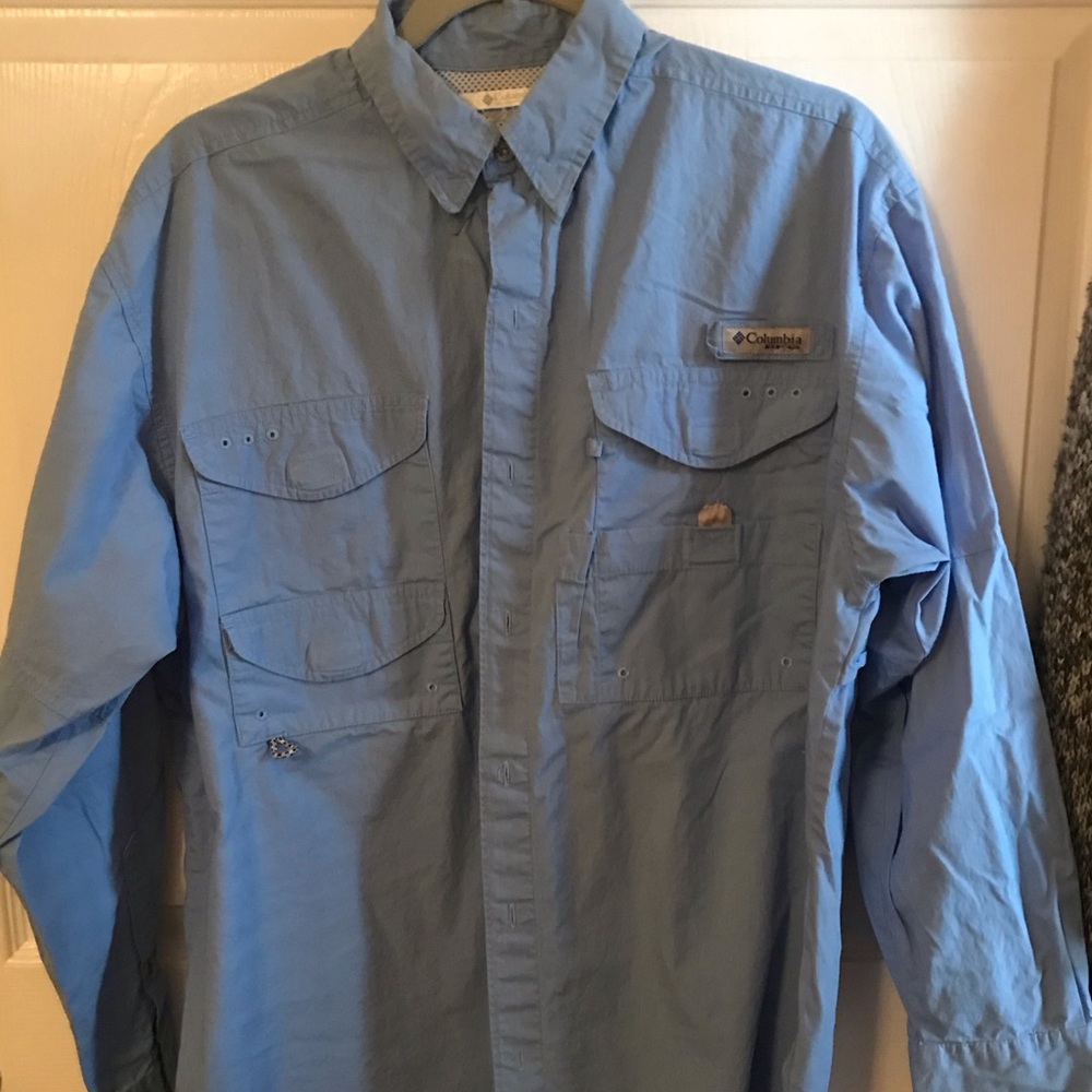 Columbia PFG shirt. Lt blue. LS Small